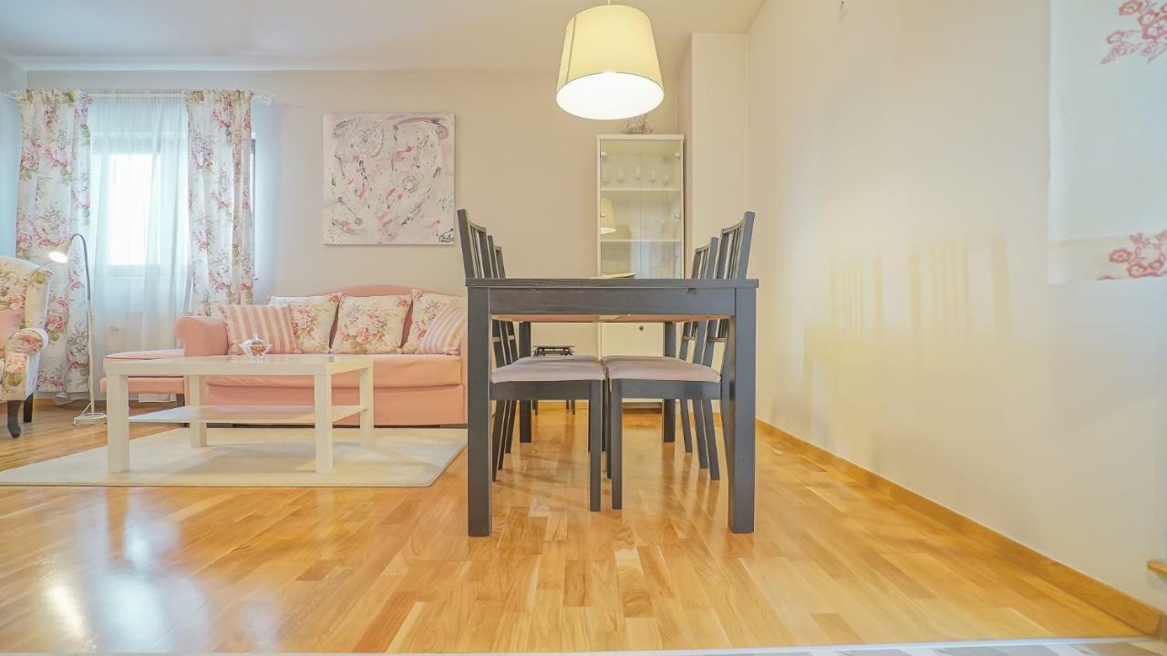 Cn2I Luxury Accommodation/Privilegio8 Braşov Eksteriør billede